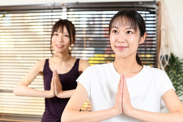 法人 朝活 御茶ノ水 お茶の水 ストレッチ 教室 レッスン レンタルスタジオ レンタルスペース ダンススタジオ ヨガ